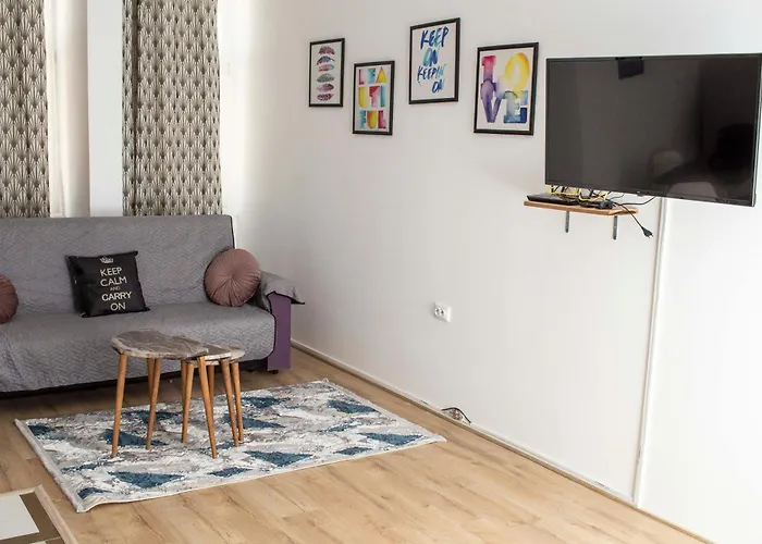 Central Kronstadt Apartments